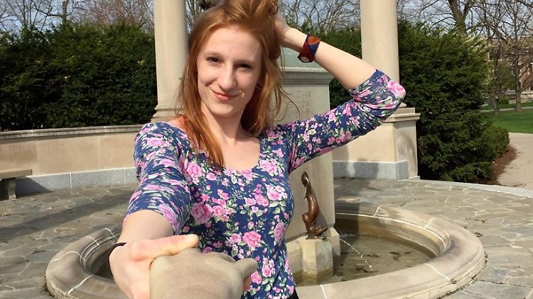 Immer mit dabei: Der Selfie-Arm als treuer Freund.