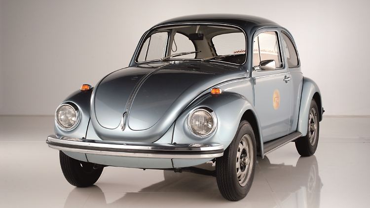 Der beliebteste Oldtimer in Deutschland ist der VW Käfer. Hier ein Exemplar aus den 70er-Jahren, mit etwas Suchen findet man ein solches Schätzchen für nicht ganz so viel Geld.
