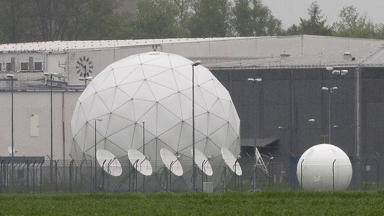 Vor allem über die BND-Abhörstation in Bad Aibling soll die Spionage stattgefunden haben.