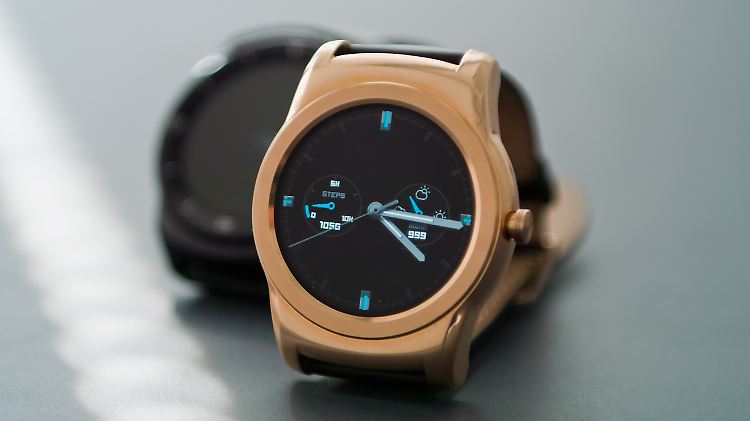 Die Watch Urbane ist der edlere Ableger der G Watch R.