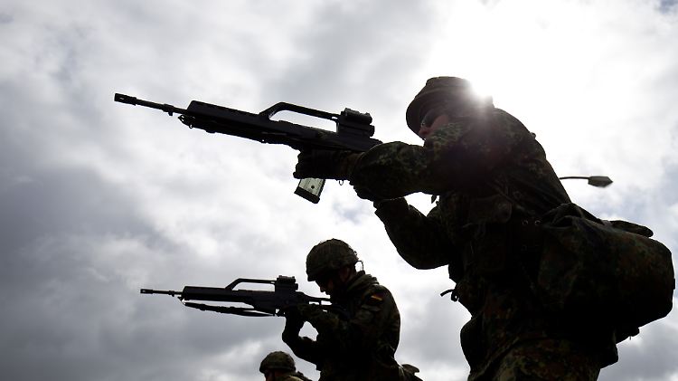 Das G36 hatte gute Freunde in der für Beschaffung zuständigen Abteilung des Verteidigungsministeriums.
