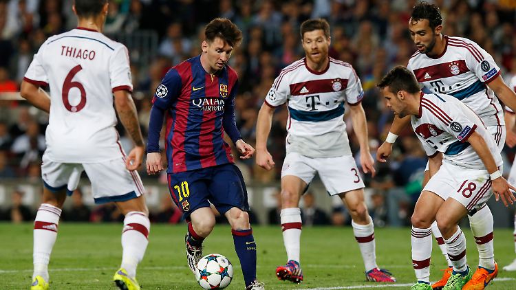 Oft umzingelt und doch nicht gestoppt: Messi, hier in Bedrängnis durch Thiago, Xabi Alonso, Benatia und Bernat.