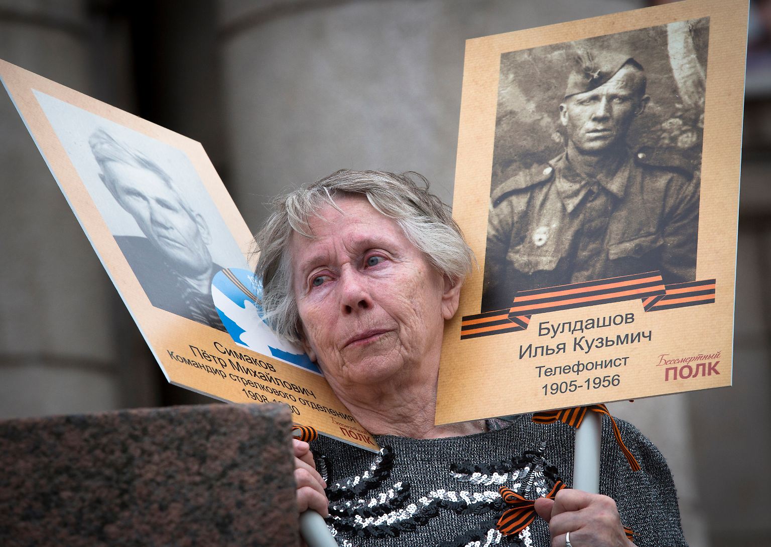 Kaum eine Familie in der früheren Sowjetunion ist vom Krieg verschont geblieben. Der Krieg und das Andenken an die im Krieg gestorbenen Verwandten wird von Generation zu Generation weitergegeben.