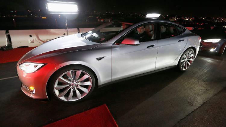 Das Model S verkaufte sich im vergangenen Quartal über 10.000 Mal.