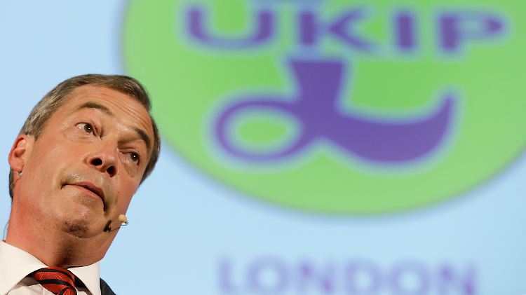 Ukip-Chef Nigel Farage scheitert am konservativen Kandidaten.