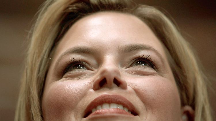 Auf dem Weg nach oben? Dafür geht Julia Klöckner eine Ebene tiefer - vom Bund ins Land zurück.