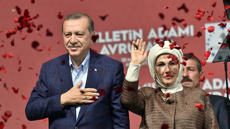 Präsident Erdoğan kämpft für eine hohe Wahlbeteiligung bei den im Ausland lebenden Türken.