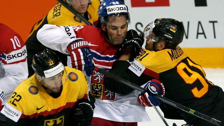 Das deutsche Eishockey-Nationalteam bot den Tschechen um Superstar Jaromir Jagr einen leidenschaftlichen Fight.