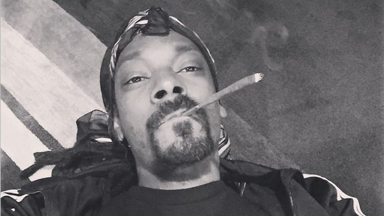 Hat er zu viel gekifft? Snoop Dogg glaubt "Game of Thrones" spiegele historische Ereignisse.