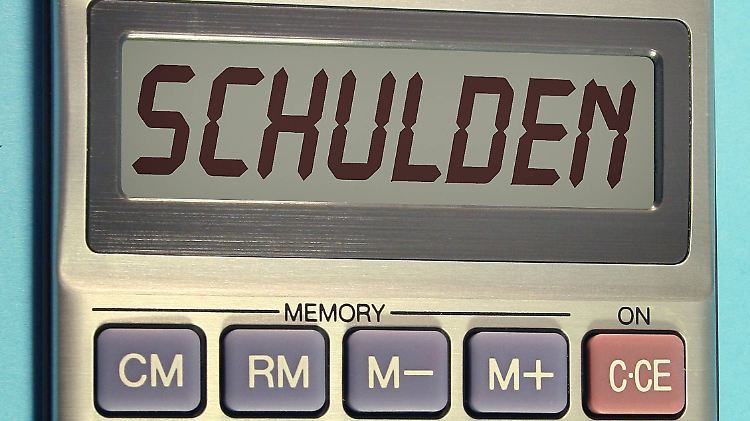 Manche geben mehr aus, als sie haben. In der Folge wächst der Schuldenberg.