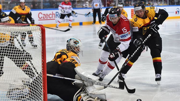 Das DEB-Team offenbarte gegen Österreich Abstimmungsfehler in der Defensive.