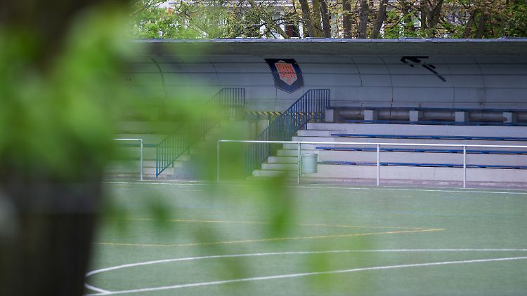 Im Stadion von Altenessen finden seit Wochen keine Spiele mehr statt - die Gegner boykottieren die Spiele des Freizeitteams.
