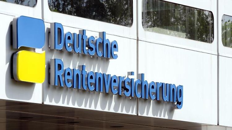 Die gesetzliche Rentenversicherung: 55 Millionen Versicherte, 26 Millionen gezahlte Renten. Einnahmen im Jahr 2018: 312 Milliarden Euro, Ausgaben: 308 Milliarden Euro. 