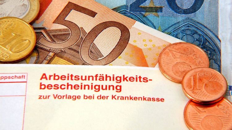 Die Arbeitsunfähigkeitsbescheinigung sollte umgehend der Krankenkasse vorgelegt werden.
