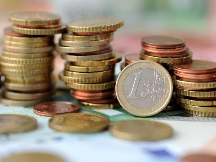 "Gerade Rentenfonds, die in Anleihen mit langer Laufzeit investieren, müssten zuletzt üppige Kursgewinne eingefahren haben."