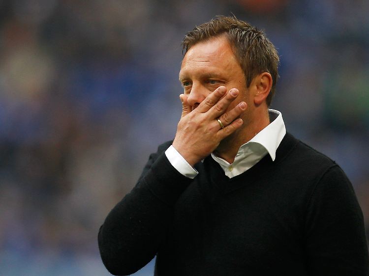 Aufsteiger SC Paderborn und Coach Andre Breitenreiter rutschten am vorletzten Spieltag ans Tabellenende, ist aber noch längst nicht abgestiegen.