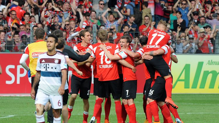 Der SC Freiburg reihte sich ein in die immer länger werdende Reihe der Meister-Bayern-Besieger.