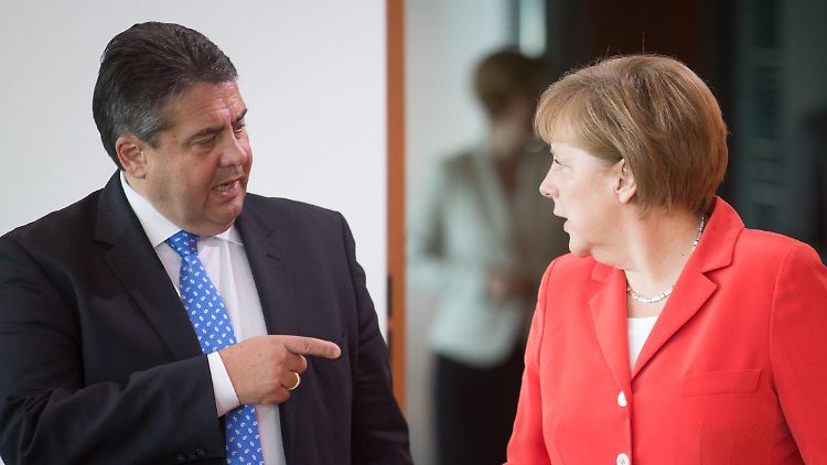Schwarz und Rot: In der BND-Affäre knirscht es zwischen Gabriels SPD und Merkels CDU.