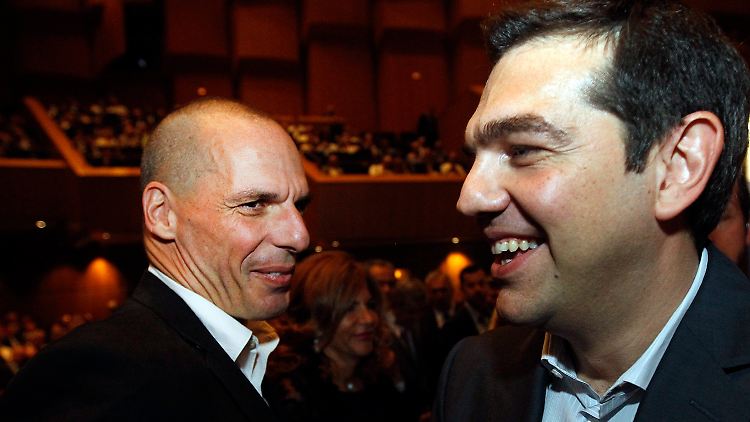 Alexis Tsipras und Yanis Varoufakis strahlen Optimismus aus.
