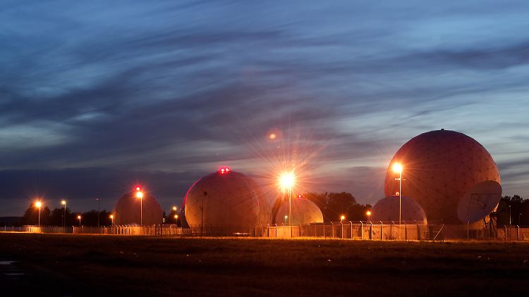 Der BND half der NSA ohne viel Federlesen.