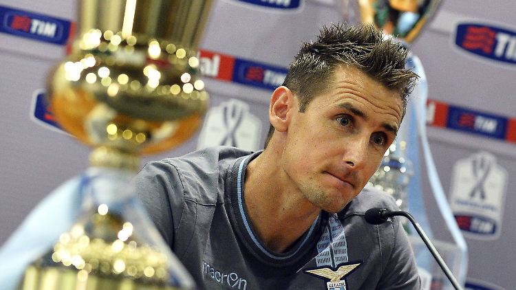 "Es ist alles möglich. Erst einmal die Saison gesund zu Ende spielen, und dann sehen wir weiter": Miroslav Klose.