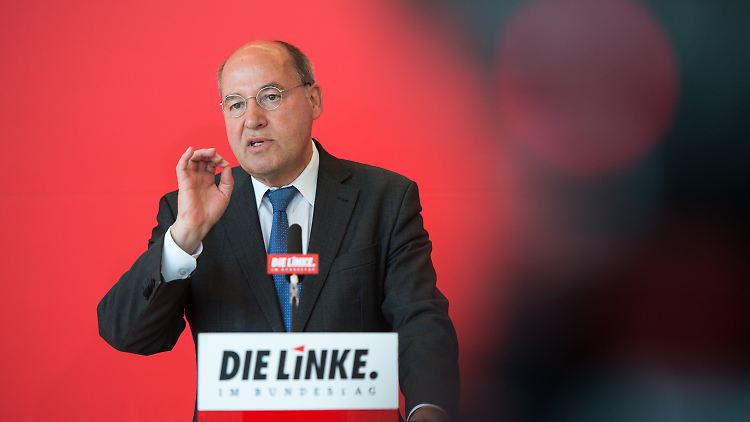 Seit 23 Jahren wehrt sich Gysi erfolgreich gegen Vorwürfe von Medien, er habe mit der Stasi kooperiert und Mandanten verraten oder ausspioniert.