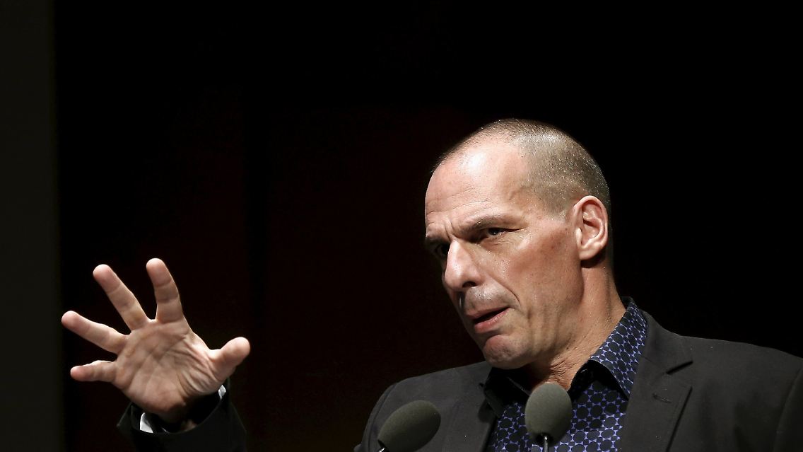 2015-05-19T161916Z_2142831338_GF10000100414_RTRMADP_3_EUROZONE-GREECE-IMF.JPG5775548336212299423.jpg