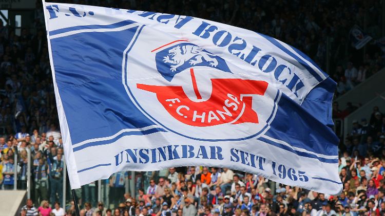 Der FC Hansa Rostock steht vor dem Spiel bei Dynamo Dresden mit dem Rücken zur Wand.