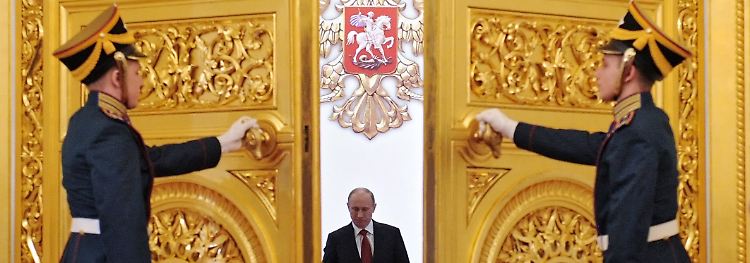 Großverbrecher und Tyrann - das ist der russische Präsident fürwahr. In den mehr als 20 Jahren, die er an der Spitze der Russischen Föderation steht, …