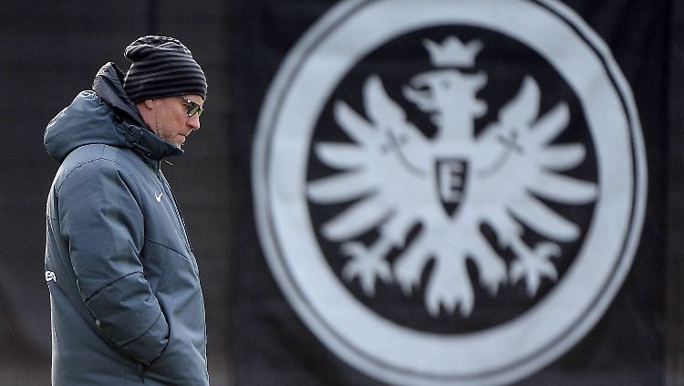 Thomas Schaaf ist nicht mehr länger Trainer bei der Eintracht aus Frankfurt.