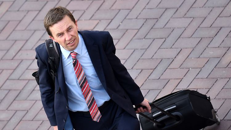 Ernst gemeintes Angebot? Lucke verspricht: Ich ziehe mich zurück, wenn Petry dies auch tut.