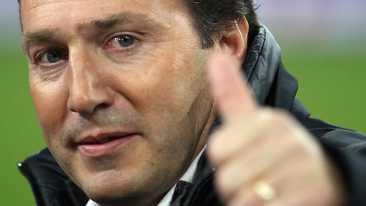 Marc Wilmots auf der Schalker Trainerbank? Eine Ablösesumme an den belgischen Verband wäre dann fällig.