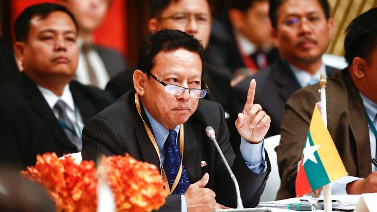 Beim Flüchtlingsgipfel in Bangkok weist der Vertreter Myanmars jede Verantwortung für die Minderheit der Rohingya von sich.