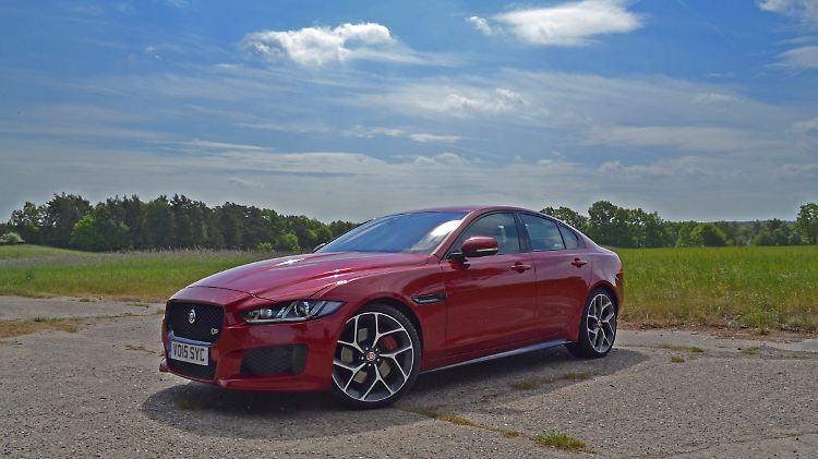 Der Jaguar XE ist angetreten im Revier der deutschen Premiumhersteller zu wildern.