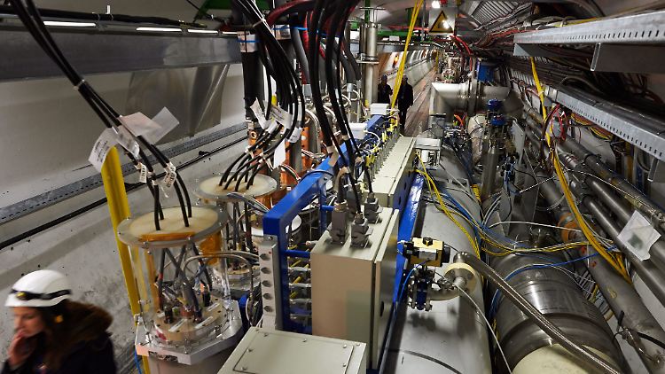 Der Neustart ist gelungen: Nun soll der LHC die Existenz von Dunkler Materie beweisen.