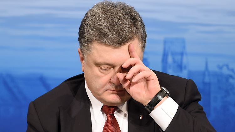 Die Lage der Ukraine ist verzwickt. Wie will das Präsident Poroschenko seinen Bürgern erklären?