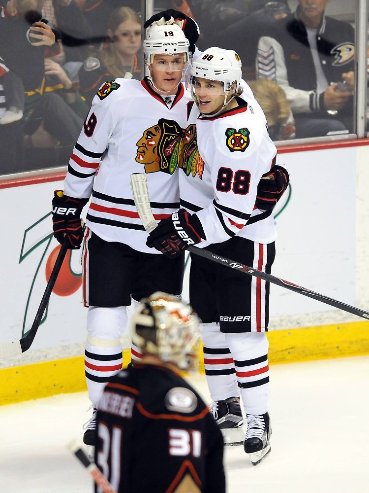 Traumpaar der Liga: Superstar Patrick Kane und Kapitän Jonathan Toews, rechts.