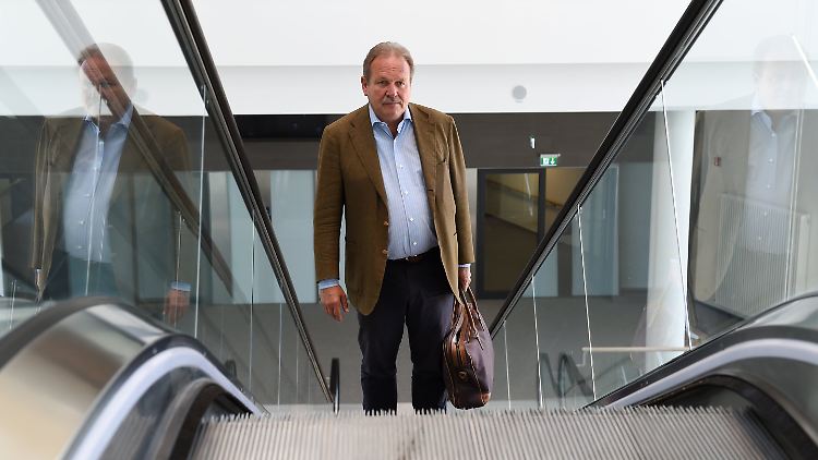 Verdi-Chef Bsirske hat mit der Einigung im Kita-Konflikt eine Baustelle beendet, da steht bei der Post ein weiterer Mega-Streik ins Haus.