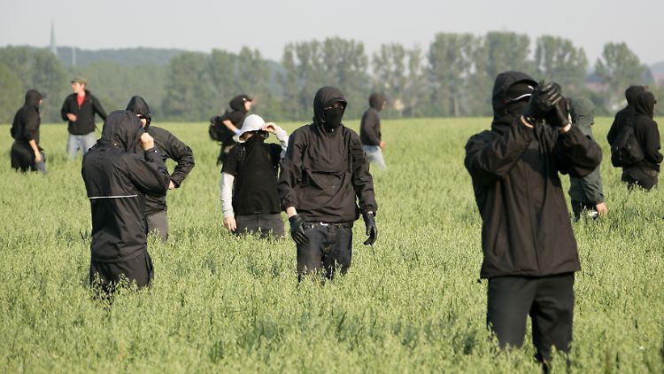 Autonome in Heiligendamm: Damals hatte die Polizei Probleme, so viele Gefangene festzuhalten.