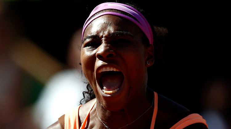 Serena Williams feiert ihren 20. Grand-Slam-Titel bei den French Open.
