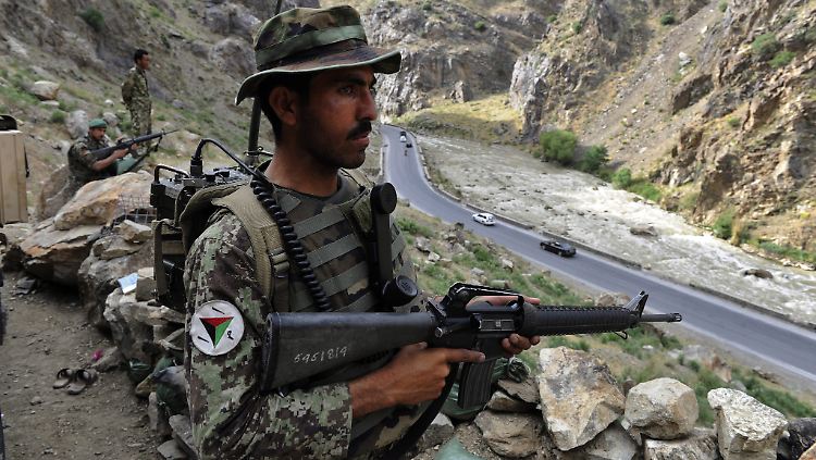 Afghanistans Sicherheitskräfte haben zuletzt gegenüber den Taliban an Boden verloren.