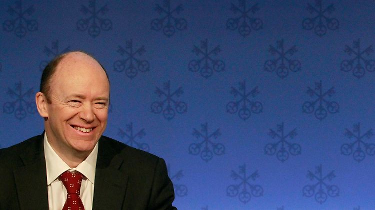 John Cryan soll am Donnerstag erste Ideen zum Konzernumbau dem Aufsichtsrat präsentieren. 