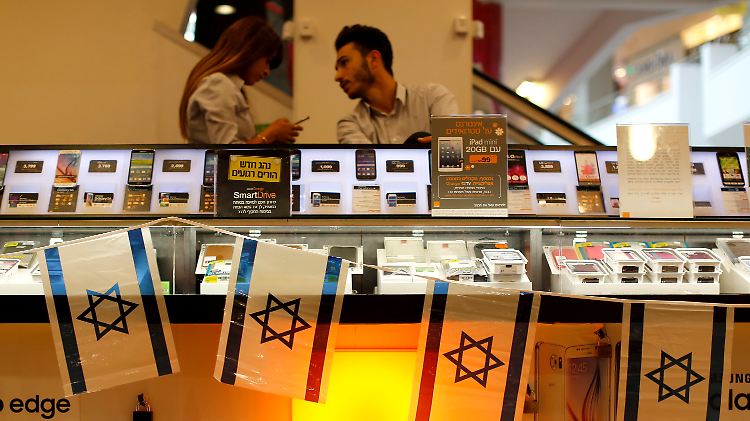 Orange-Geschäft in Tel Aviv.