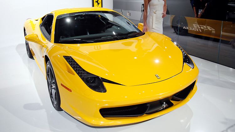 Ferrari 458 Italia: Der böse Blick in gelb.