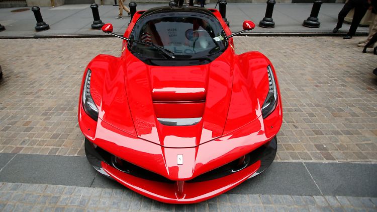 Ferrari an die Börse, GM vor den Traualtar - die Visionen von Fiat-Chrysler-Chef Marchionne.