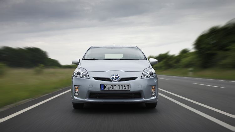 Die Recihweite für das reine elektrische Fahren steigt durch die Plug-In-Option auf 20 Kilometer.