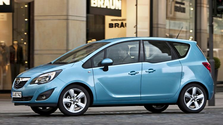 Stromert er bald? Der Opel Meriva soll als Elektroauto gesichtet worden sein.