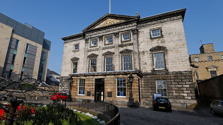 Die RBS-Zentrale in Edinburgh - London will aus der geretteten Bank aussteigen.