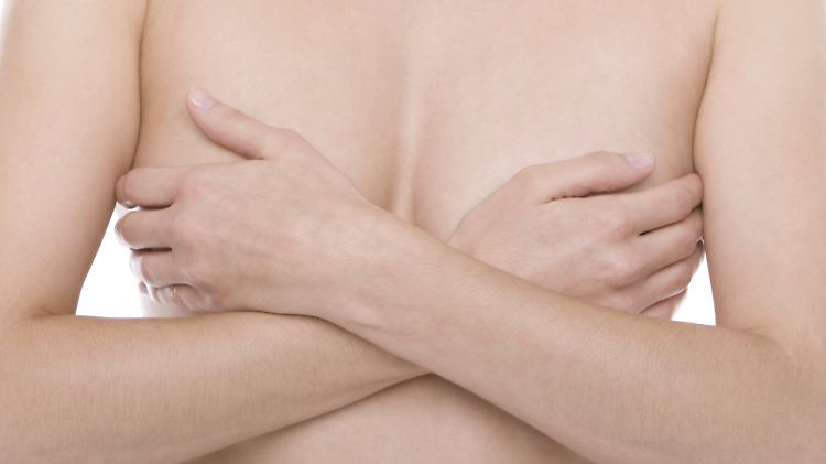 Mehr als 17.000 Frauen sterben in Deutschland jährlich an Brustkrebs.