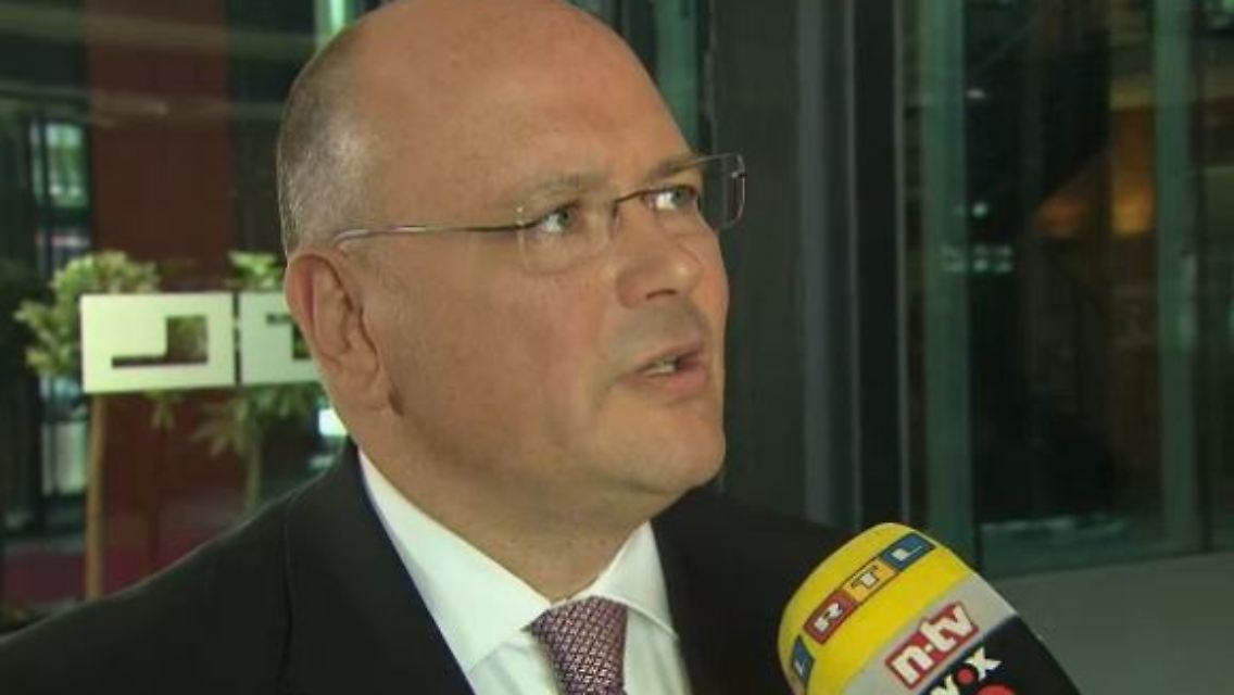 arne schönbohm.JPG